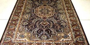 Multicolor Handmade Persian Design Knotted Woolen Carpet