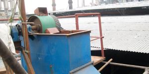 BUCKET ELEVATOR ON BELT