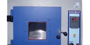 Vacuum Oven