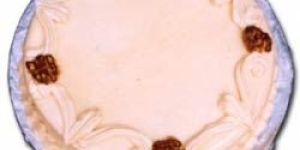 Eggless Strawberry Cake