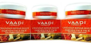 Chandan Kesar Haldi Fairness Face Pack