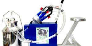 Hand Operated Deluxe Model Milking Machine