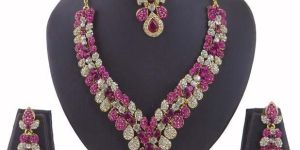 Fashion Necklace Set