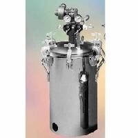 Pressure Feed Container