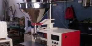 Solo Servo Auger Filling Machine