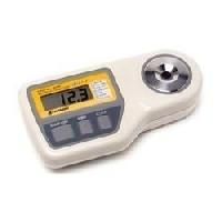 Digital Refractometer