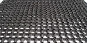 Rubber Hollow Mats