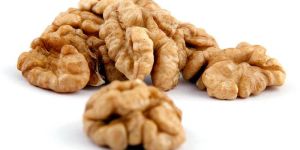 Kashmiri Walnut Kernels