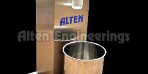 Semi Automatic Bottle Filling Machine