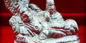 Mercury Lakshmi Narayan Statue