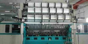 Raschel Knitting Machine
