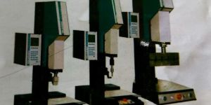 Ultrasonic Plastic Welding Machine