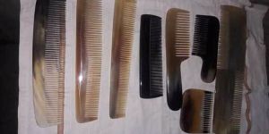 Horn Comb