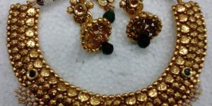 ANTIQUE NECKLACE SET 3