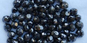 Black Beads Diamond Monzonite
