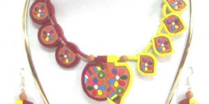 Clay Leaf Necklace Set