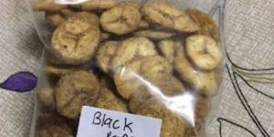 Black Pepper Banana Chips