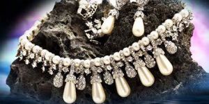 Pearl Necklace Set