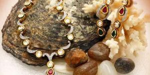 Kundan Necklace Set
