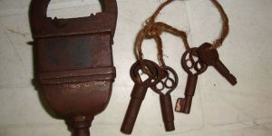 Iron Handicraft Items