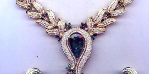 Precious Stone Necklace Set