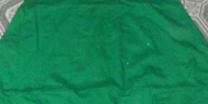 Ladies Green Embroidered Cotton Kurti