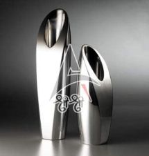 FLAT FRONT VASES