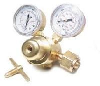 Oxygen Regulator