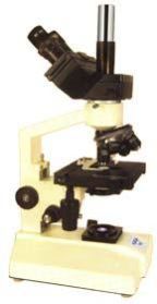 TRINOCULAR  MICROSCOPE MODEL METZ - 779