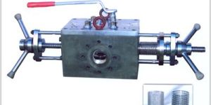 Self Cleaning Screen Changer