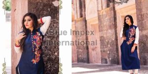 Ladies Embroidered Kurti