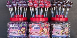 Bubble Dinger Lollipops