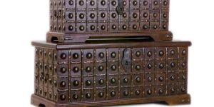 Trunks with Big Rivets