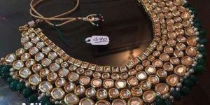 Ladies Trendy Necklace