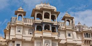 Udaipur Taxi Services