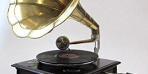 Antique  Gramophone Gold Brass Horn