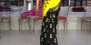 Pochampally Ikkath Pure Silk Saree