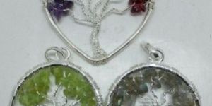 Tree Pendent