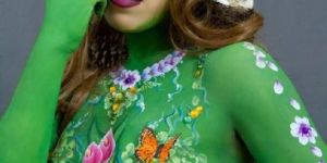 Silk Holi Body Paint