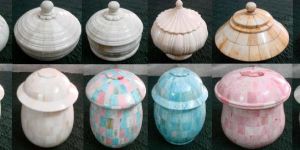 DESIGNER ROUND BONE BOXES