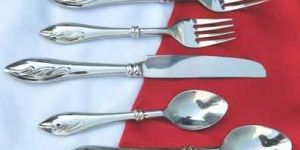 Sm 605 (Steel Cutlery Set)