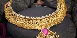 Antique Necklace Set