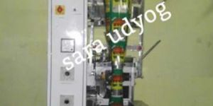 Snacks Packing Machine