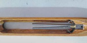 TEXTILE WOODEN SHUTTLE