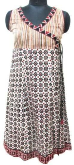 Sleeveless Angrakha Short Kurta