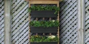 Metal Wall Hanging Planter