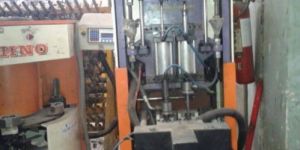 AUTOMATIC PET BOTTLE BLOWING MACHINE