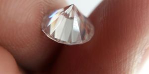 Round Full White Moissanite Diamond