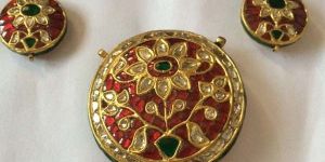 Antique Kundan Pendant with Studds
