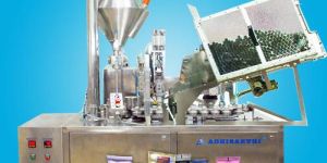 Tube Filling and Sealing Machine